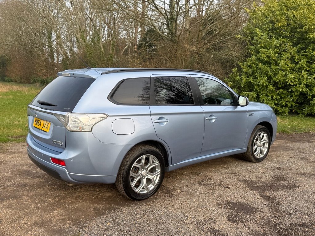 Used Mitsubishi Outlander 2015 for sale - 77764637: Photo 10