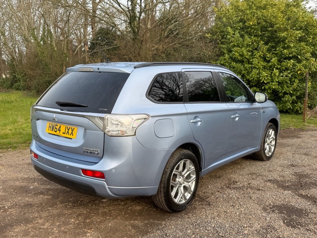 Used Mitsubishi Outlander 2015 for sale - 77764637: Photo 11