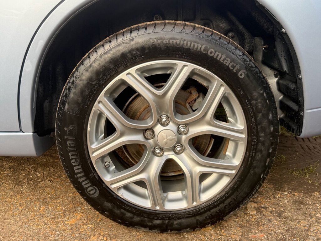 Used Mitsubishi Outlander 2015 for sale - 77764637: Photo 18