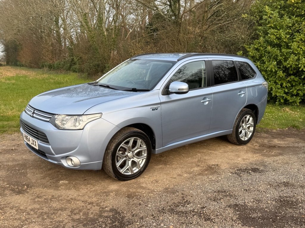 Used Mitsubishi Outlander 2015 for sale - 77764637: Photo 24
