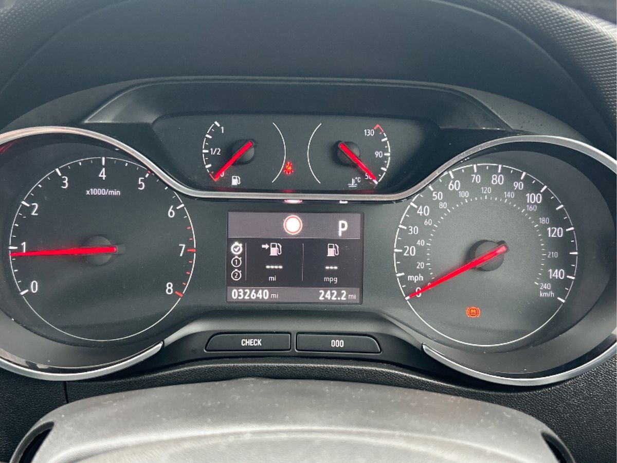 Used Vauxhall Crossland 2024 for sale - 76081643: Photo 25