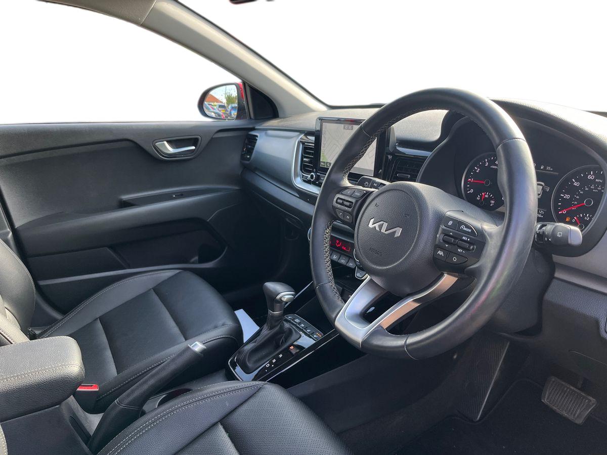 Used Kia Stonic 2023 for sale - 76542724: Photo 5