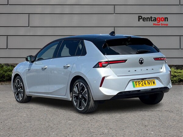 Used Vauxhall Astra 2024 for sale - 73679559: Photo 2