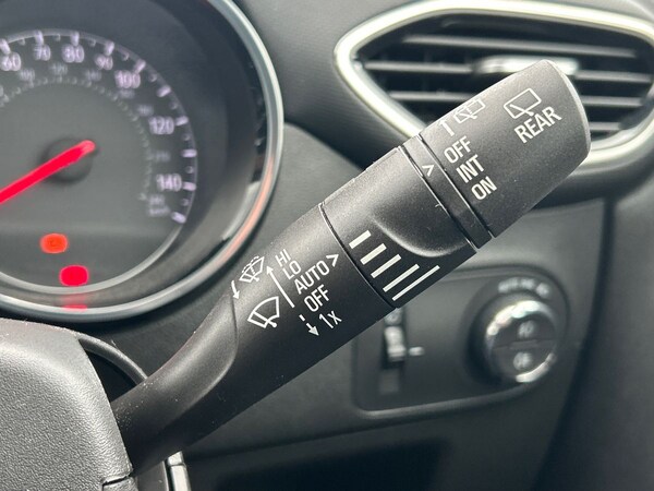 Used Vauxhall Crossland 2023 for sale - 76081636: Photo 28