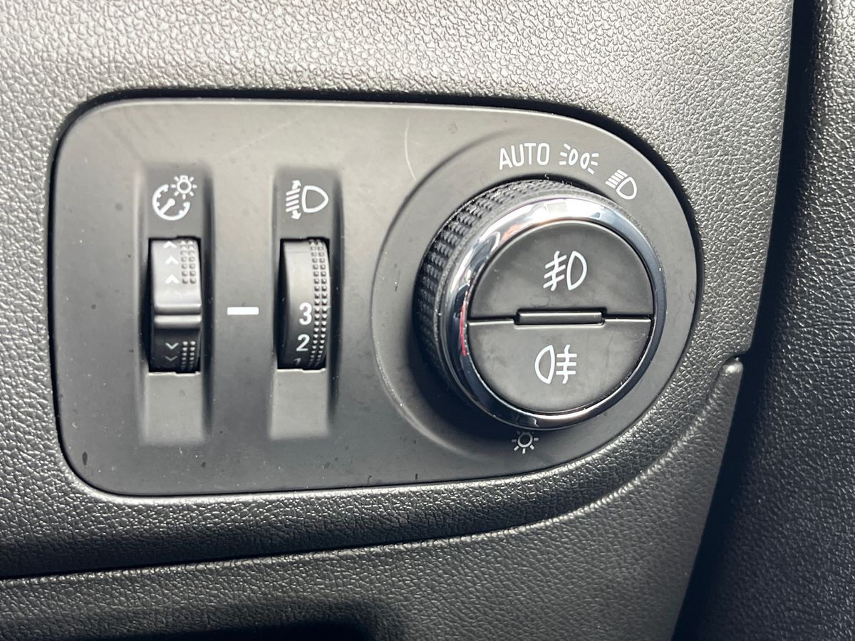 Used Vauxhall Crossland X 2019 for sale - 76030055: Photo 27