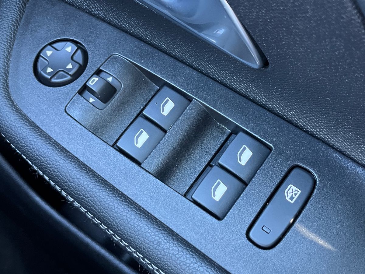 Used Vauxhall Mokka Electric 2022 for sale - 75962169: Photo 30