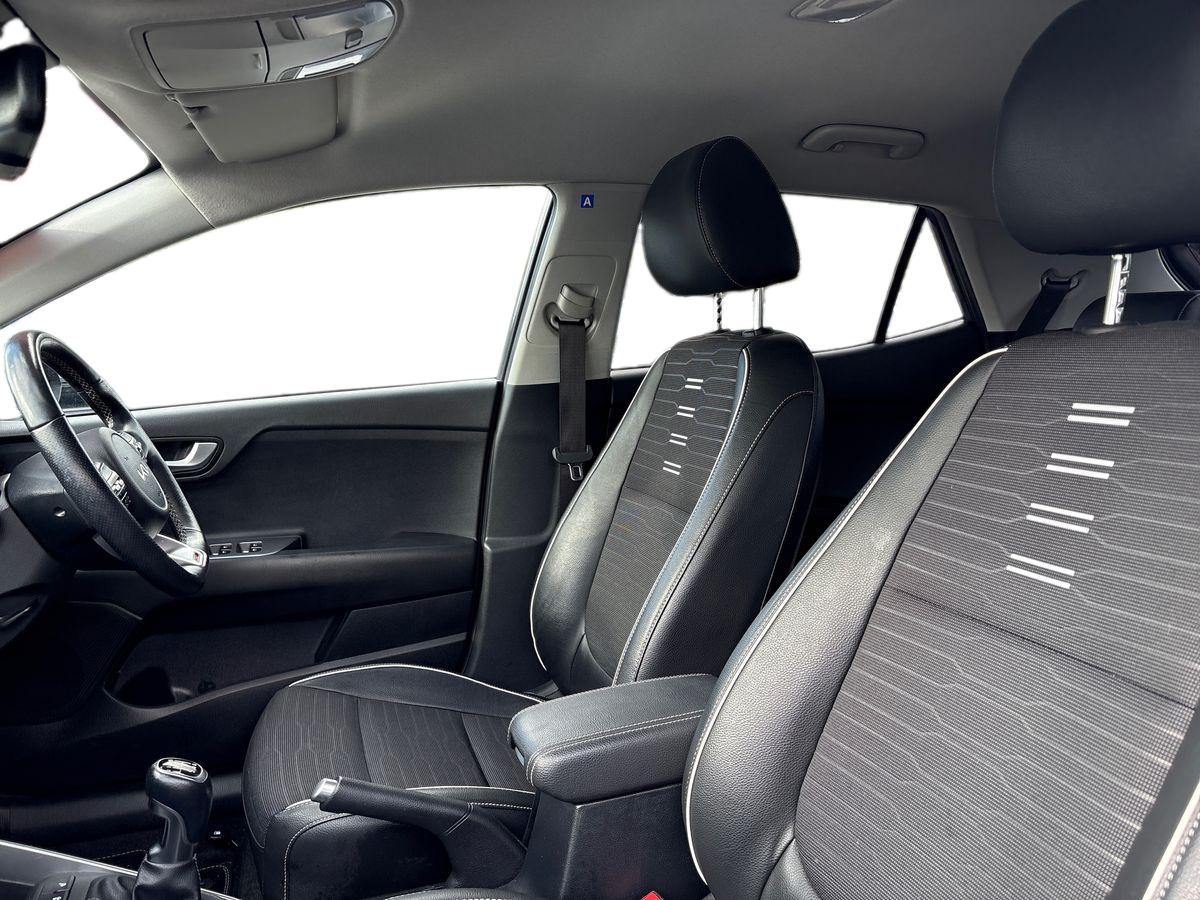 Used Kia Stonic 2022 for sale - 76542717: Photo 9