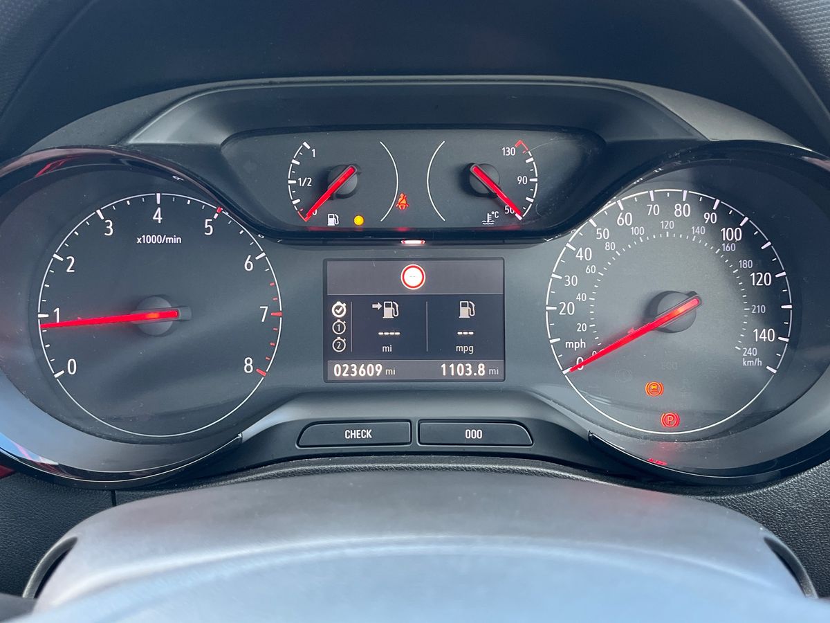 Used Vauxhall Crossland 2022 for sale - 76827819: Photo 24