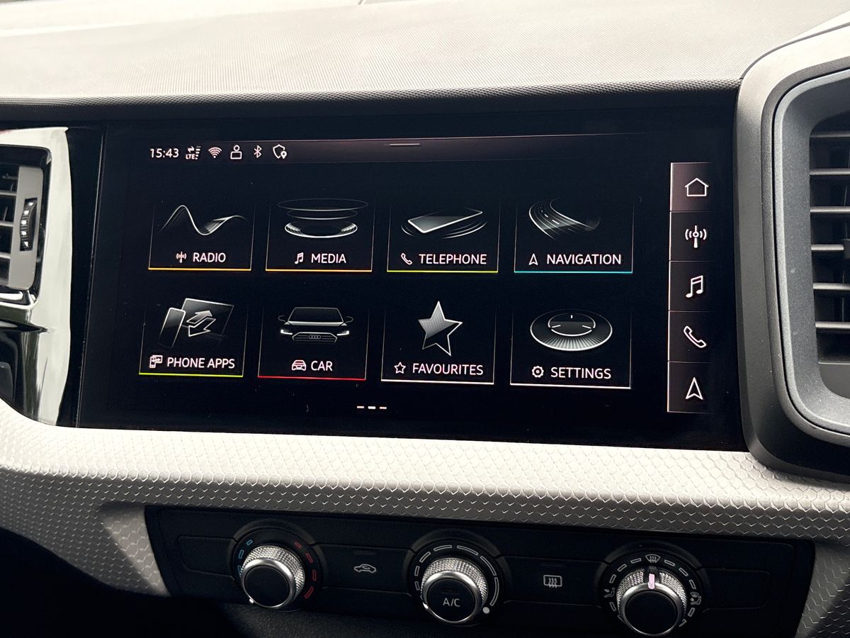 Used Audi A1 for sale - 76532039: Photo 25