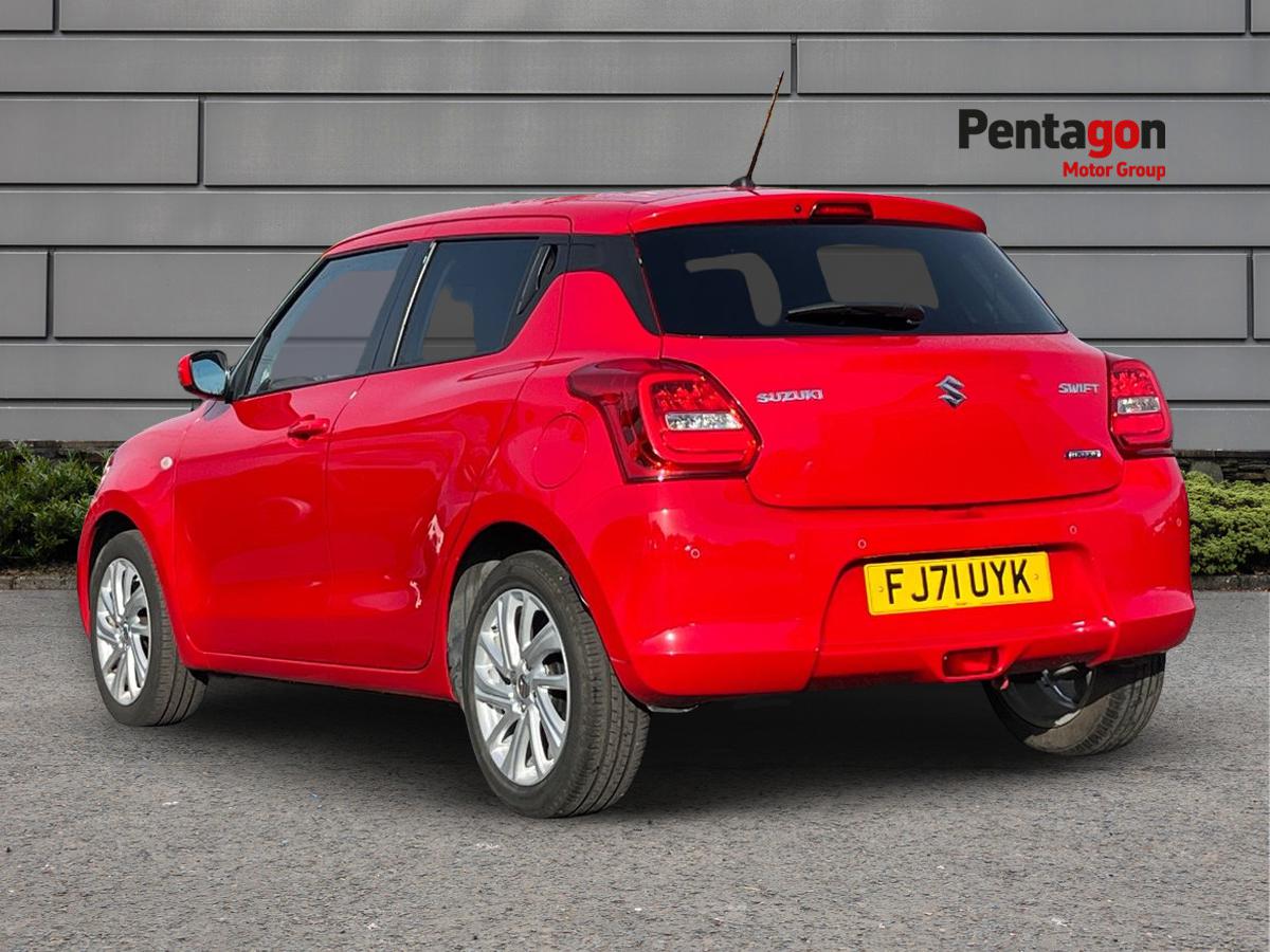 Used Suzuki Swift 2021 for sale - 76310495: Photo 2