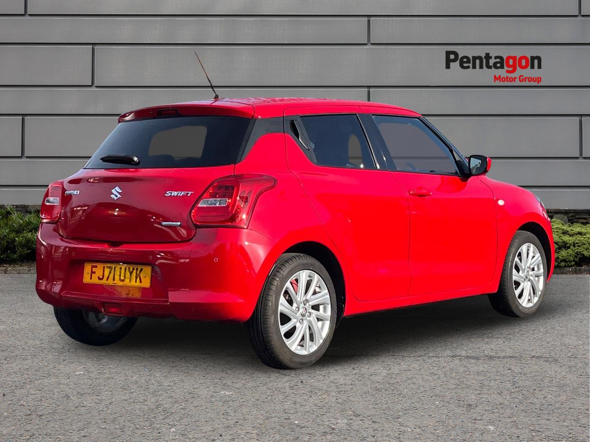 Used Suzuki Swift 2021 for sale - 76310495: Photo 4