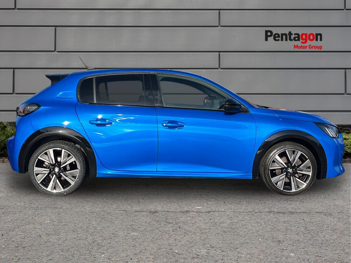 Used Peugeot 208 2020 for sale - 76407303: Photo 13