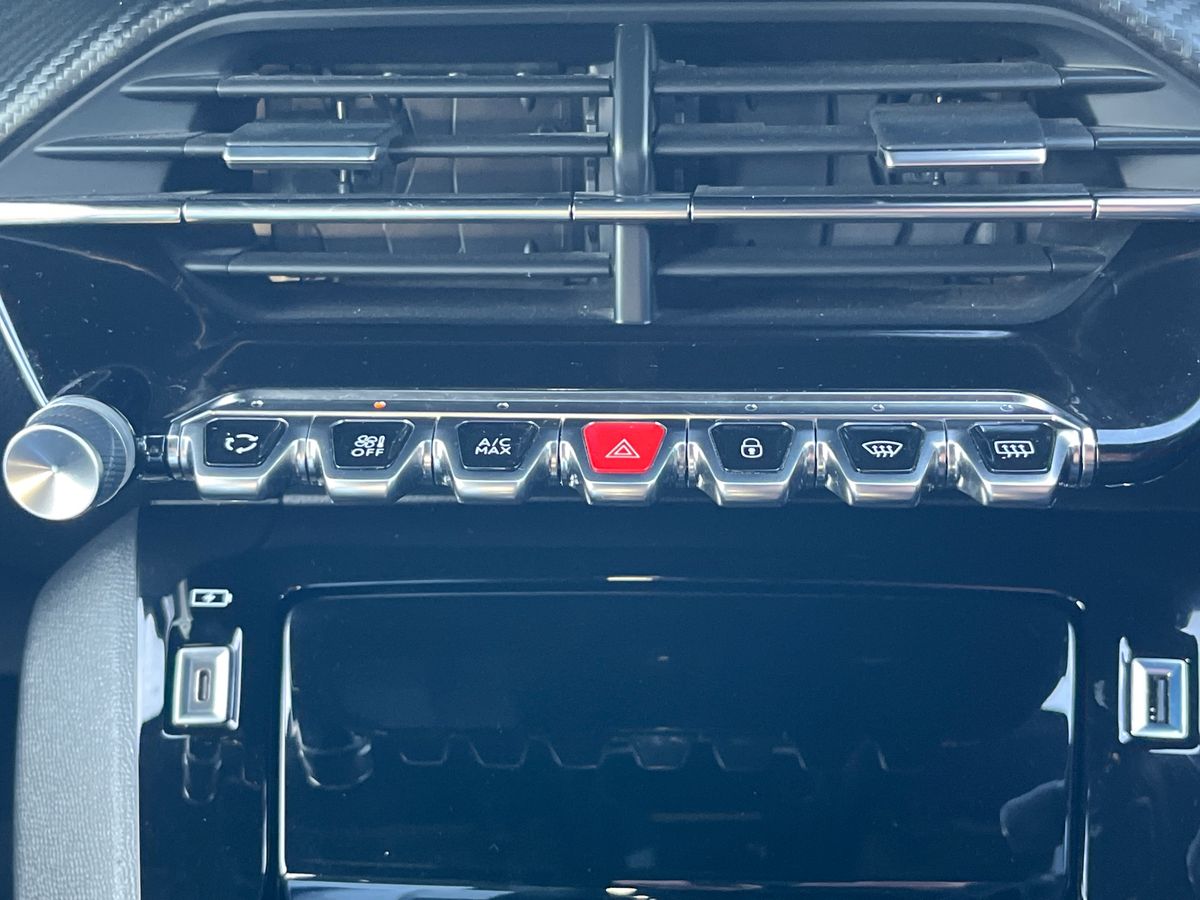 Used Peugeot 208 2020 for sale - 76407303: Photo 20