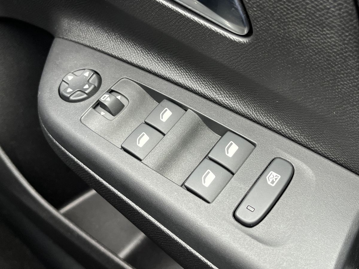 Used Vauxhall Corsa 2025 for sale - 76141343: Photo 29