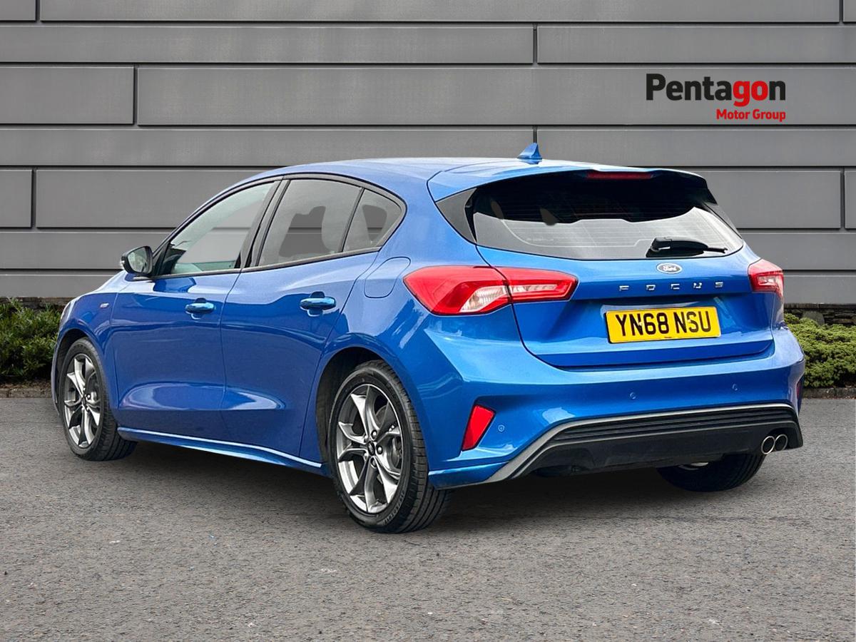 Used Ford Focus 2019 for sale - 76106730: Photo 2