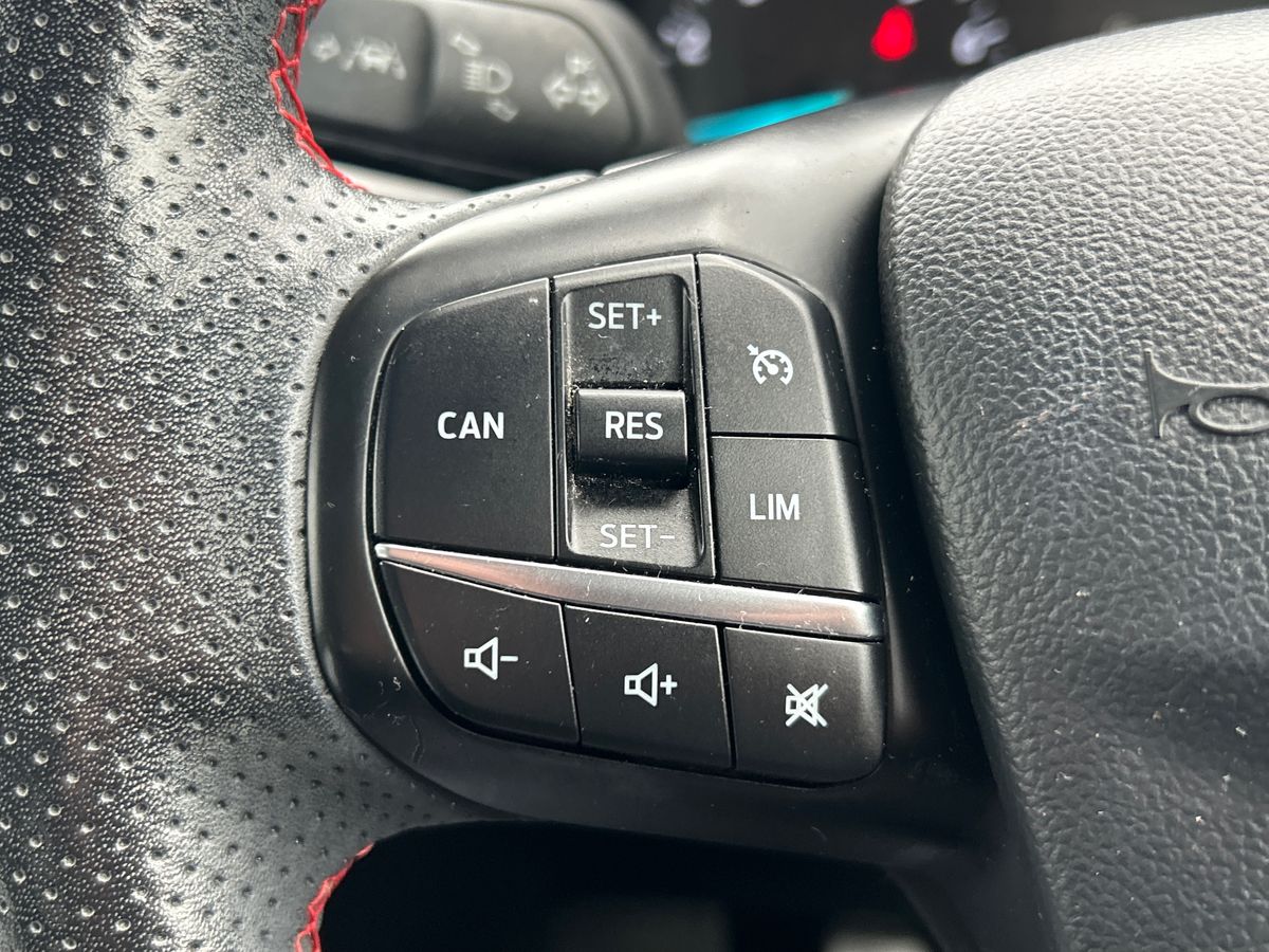 Used Ford Focus 2019 for sale - 76106730: Photo 23