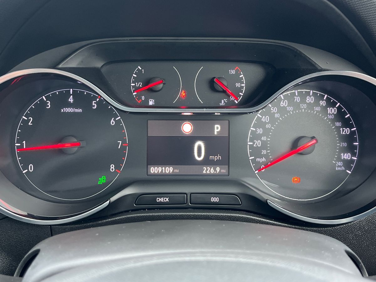 Used Vauxhall Crossland 2023 for sale - 76148735: Photo 25