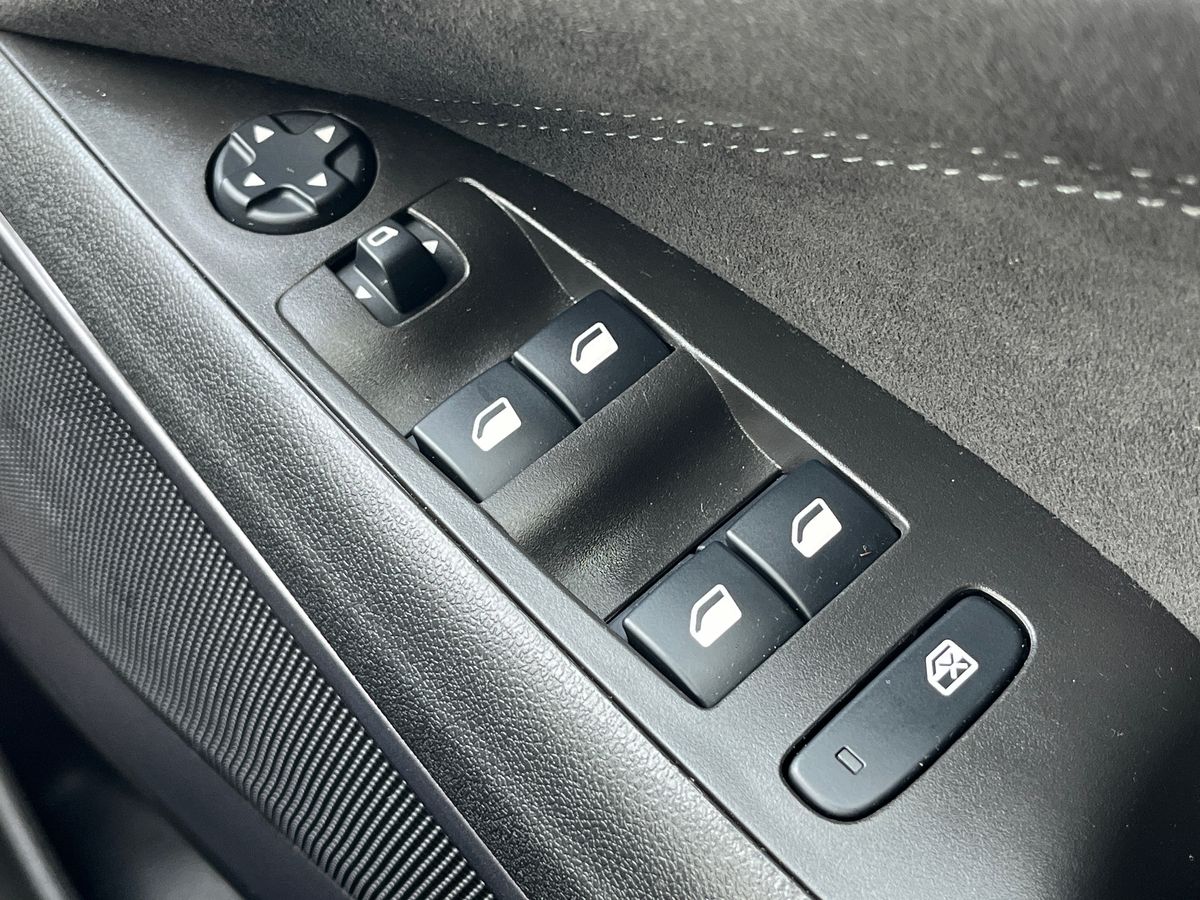 Used Vauxhall Crossland 2021 for sale - 76155972: Photo 30