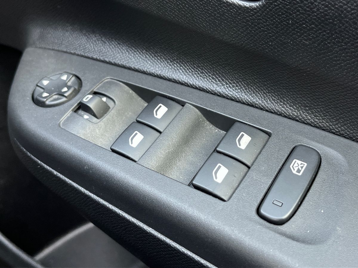 Used Vauxhall Corsa 2024 for sale - 76746421: Photo 29