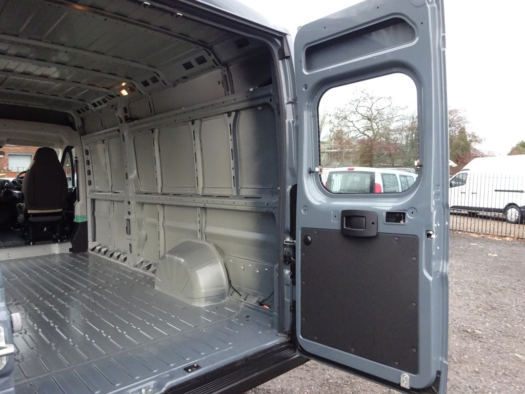 Used Peugeot Boxer 2025 for sale - 76720502: Photo 12