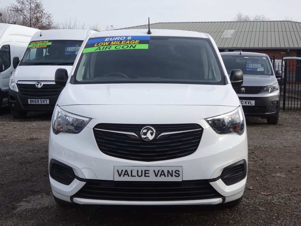 Used Vauxhall Combo 2020 for sale - 77580981: Photo 2