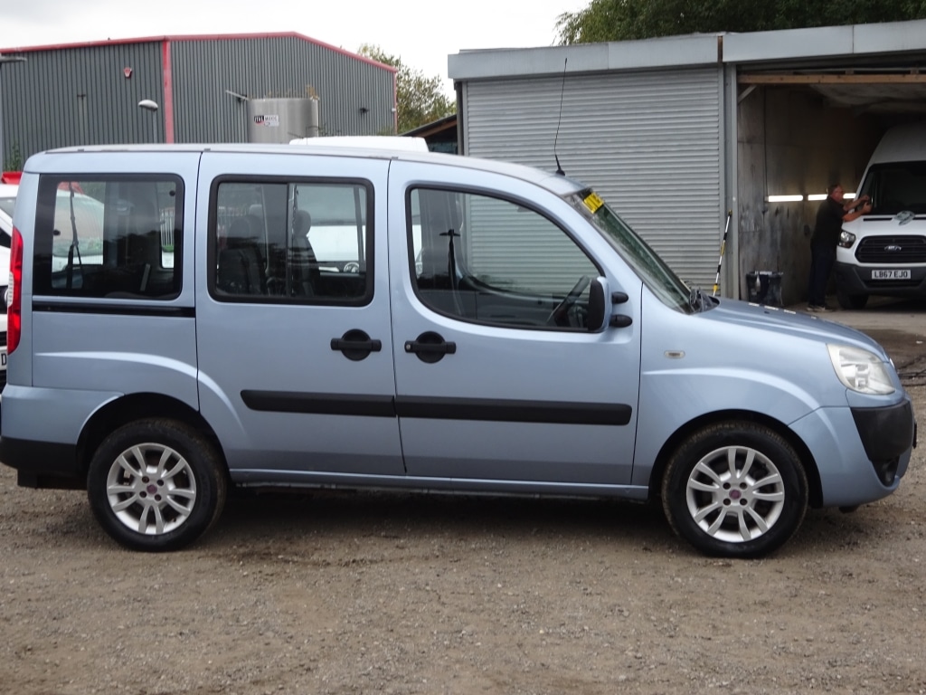 Used Fiat Doblo 2010 for sale - 76288708: Photo 15