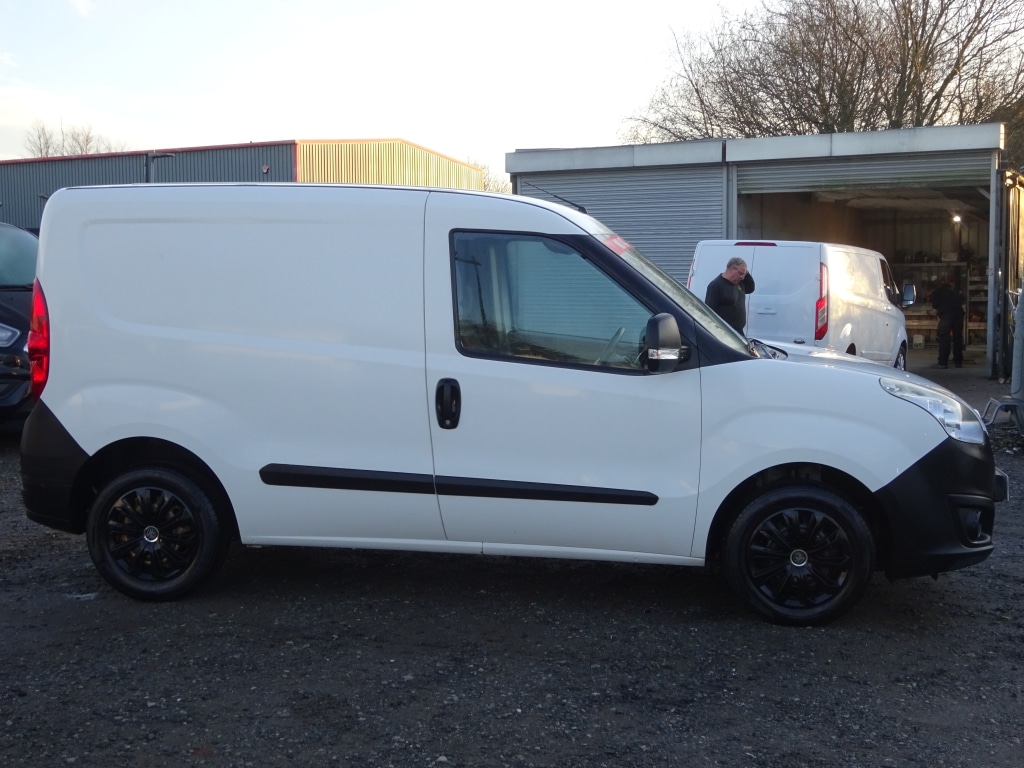 Used Vauxhall Combo 2016 for sale - 76958907: Photo 9