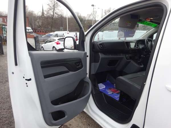 Used Vauxhall Vivaro 2020 for sale - 76253772: Photo 10
