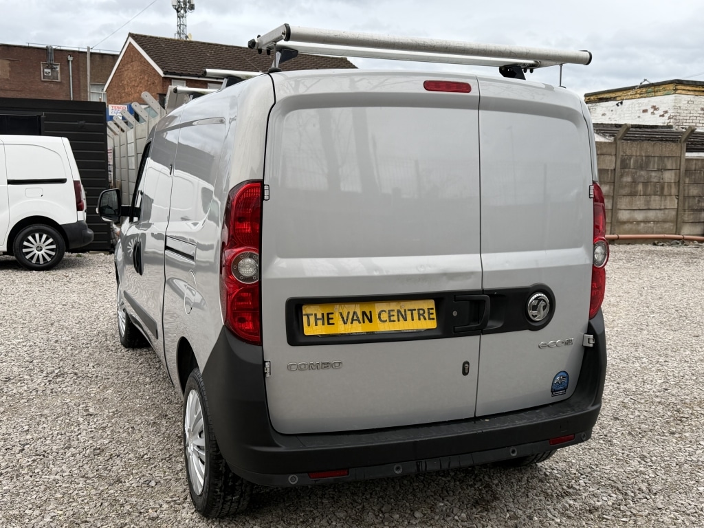 Used Vauxhall Combo 2017 for sale - 78151770: Photo 17