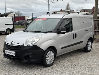 Used Vauxhall Combo 2017 for sale - 78151770: Photo