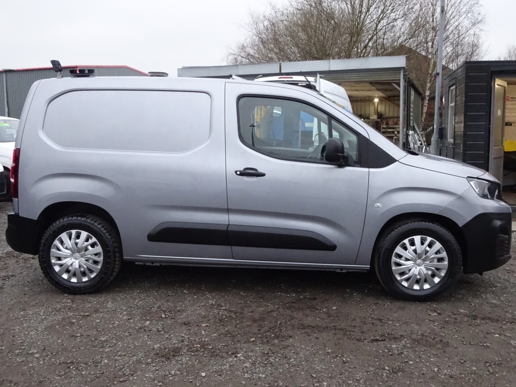 Used Peugeot Partner 2020 for sale - 77024824: Photo 18