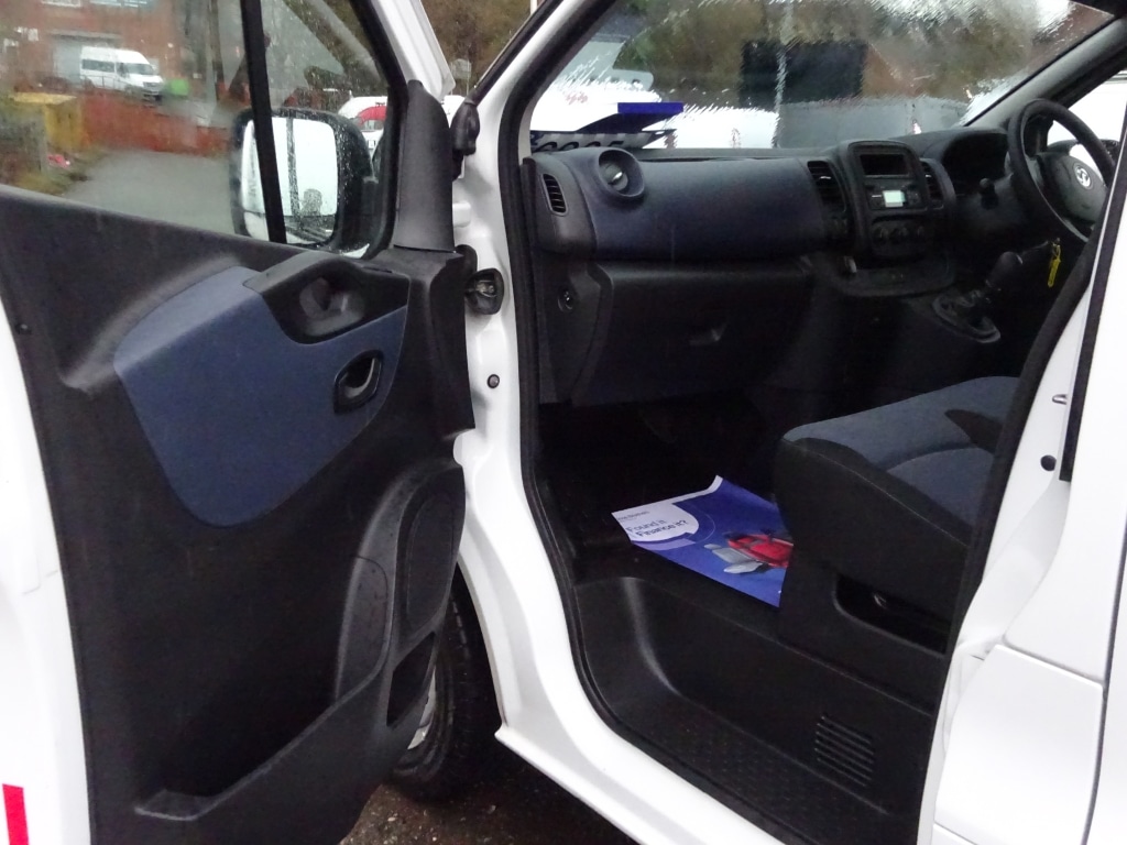 Used Vauxhall Vivaro 2018 for sale - 76951423: Photo 9