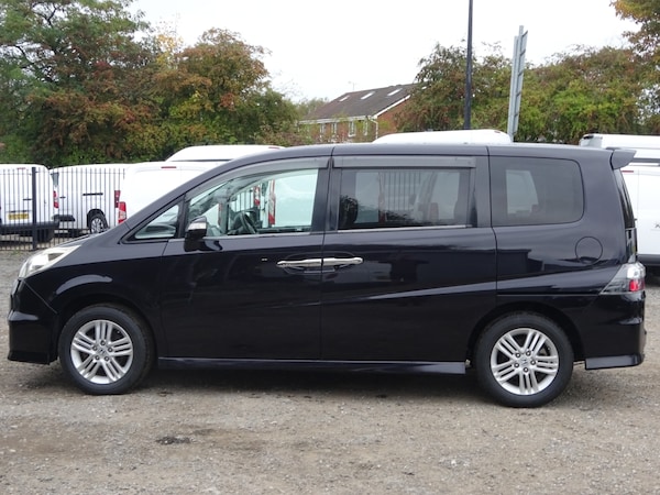 Used Honda Stepwagon 2008 for sale - 76220543: Photo 19