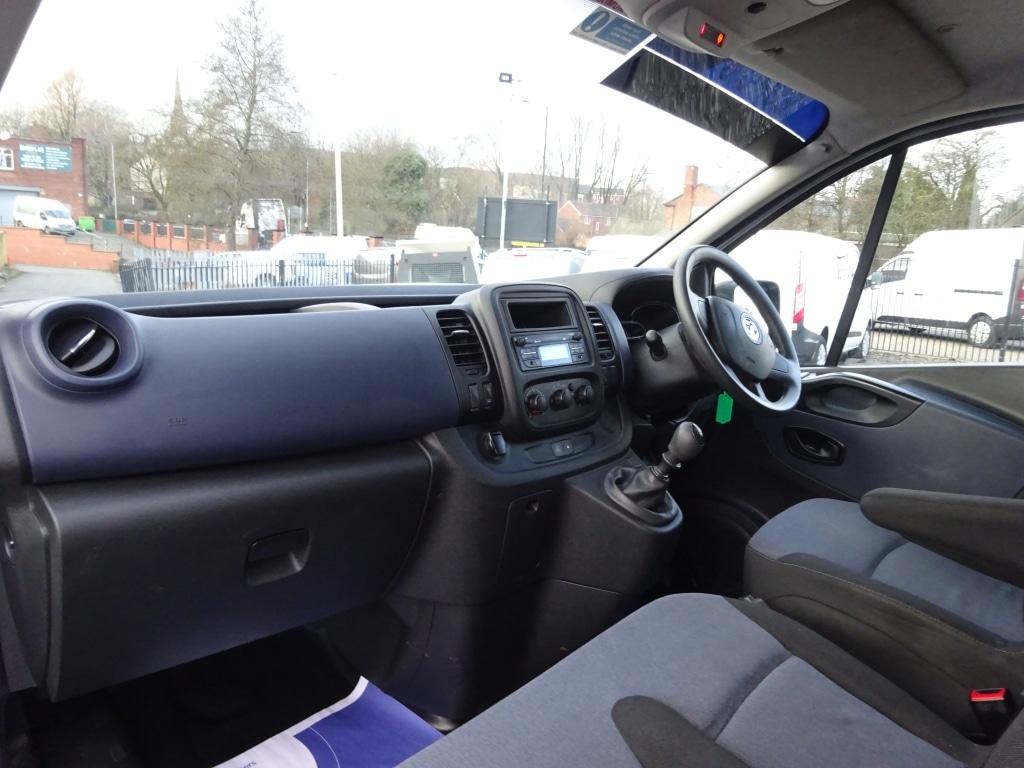 Used Vauxhall Vivaro 2018 for sale - 77405557: Photo 9