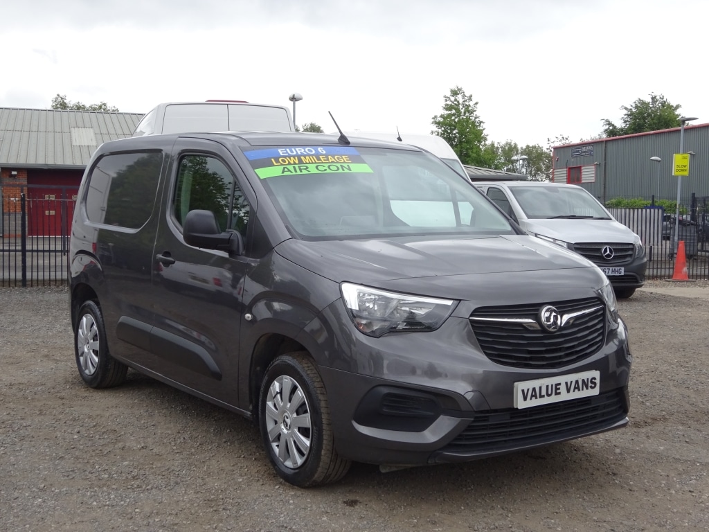 Used Vauxhall Combo 2020 for sale - 76764071: Photo 1