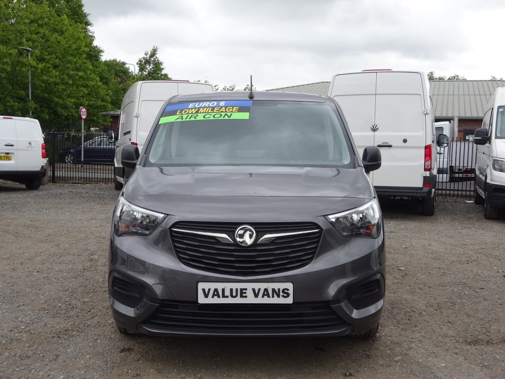 Used Vauxhall Combo 2020 for sale - 76764071: Photo 2