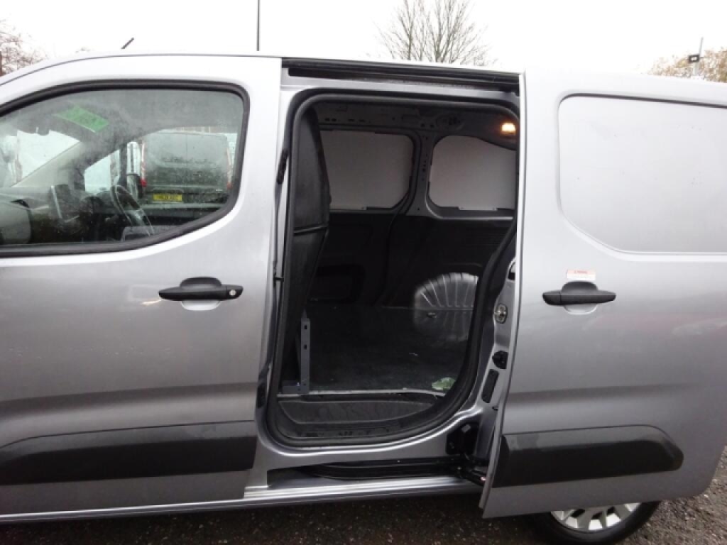 Used Vauxhall Combo 2021 for sale - 76764067: Photo 11