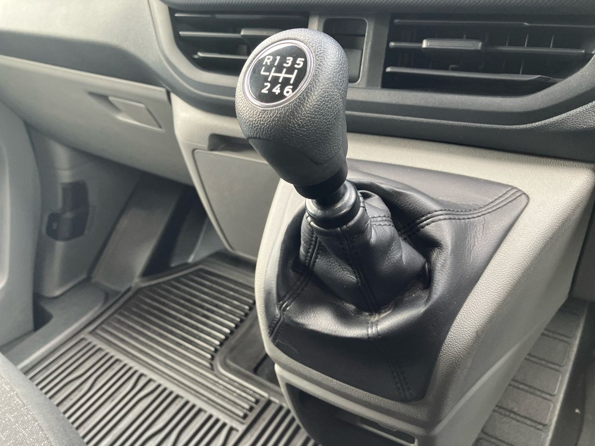 Used Ford Transit Custom 2024 for sale - 76462217: Photo 15