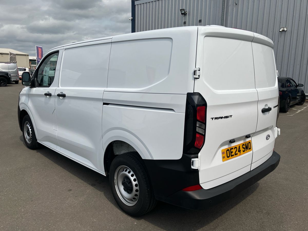 Used Ford Transit Custom 2024 for sale - 76462217: Photo 32