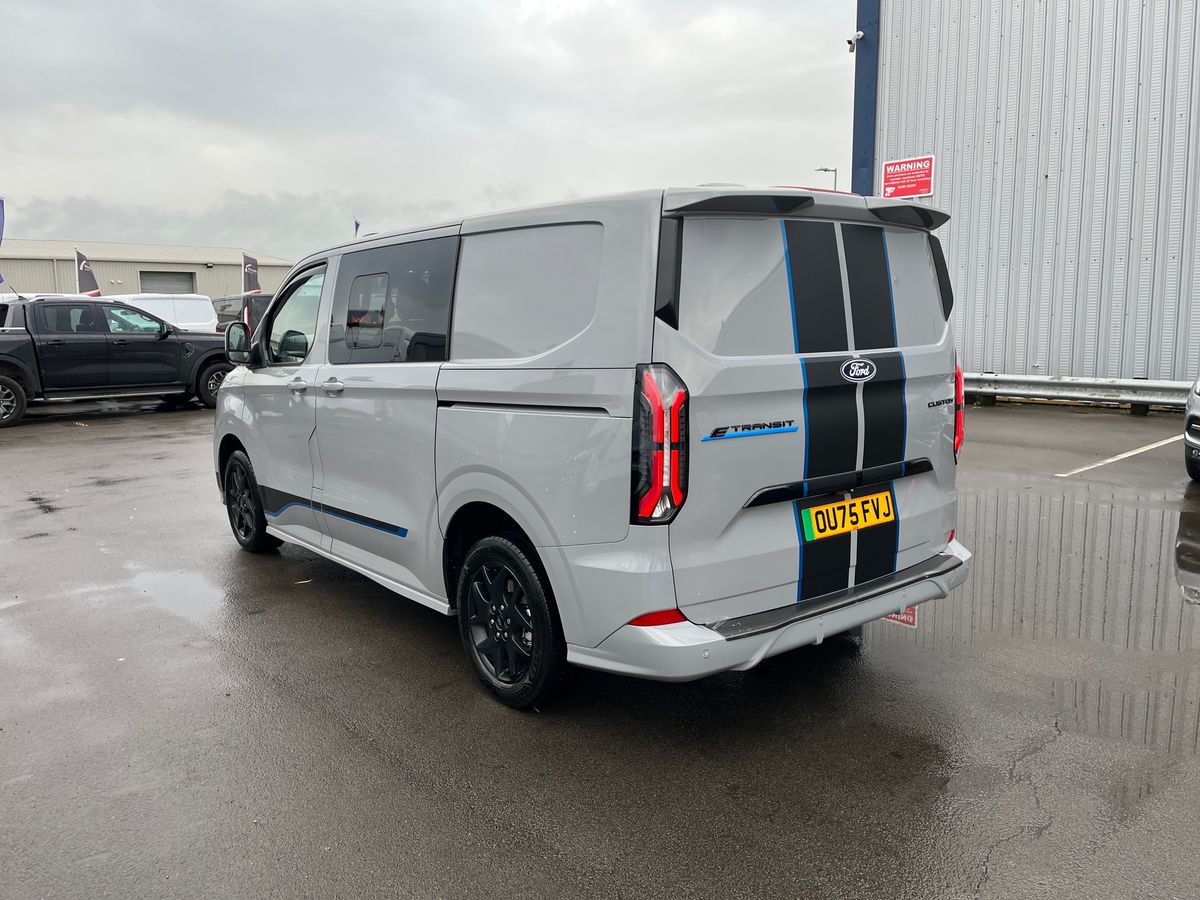 Used Ford Transit Custom 2025 for sale - 76542381: Photo 24