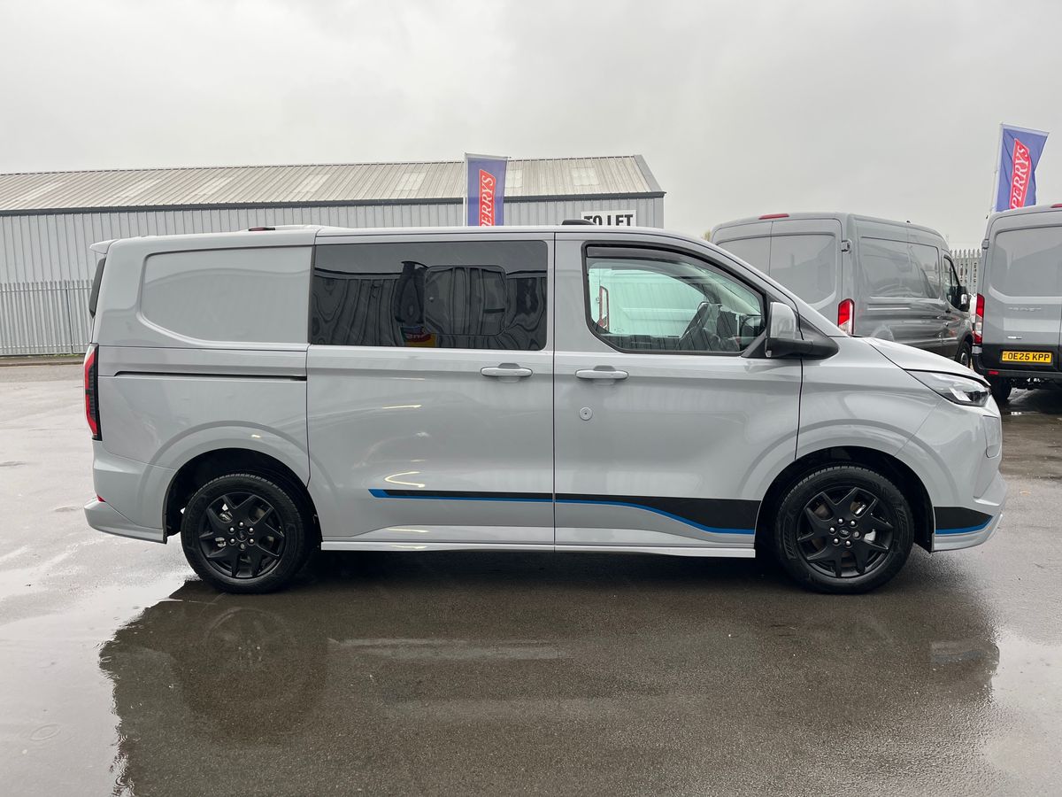 Used Ford Transit Custom 2025 for sale - 76542381: Photo 31