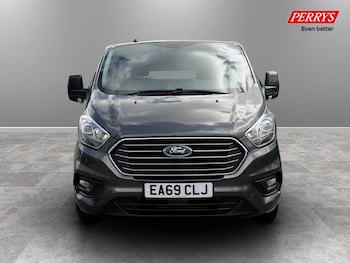 Used Ford Tourneo Custom 2019 for sale - 78800878: Photo