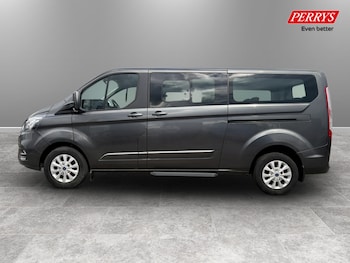 Used Ford Tourneo Custom 2019 for sale - 78800878: Photo