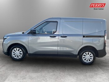 Used Ford Tourneo Courier 2026 for sale - 79149857: Photo