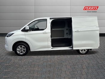 Used Ford Transit Custom 2026 for sale - 78282600: Photo