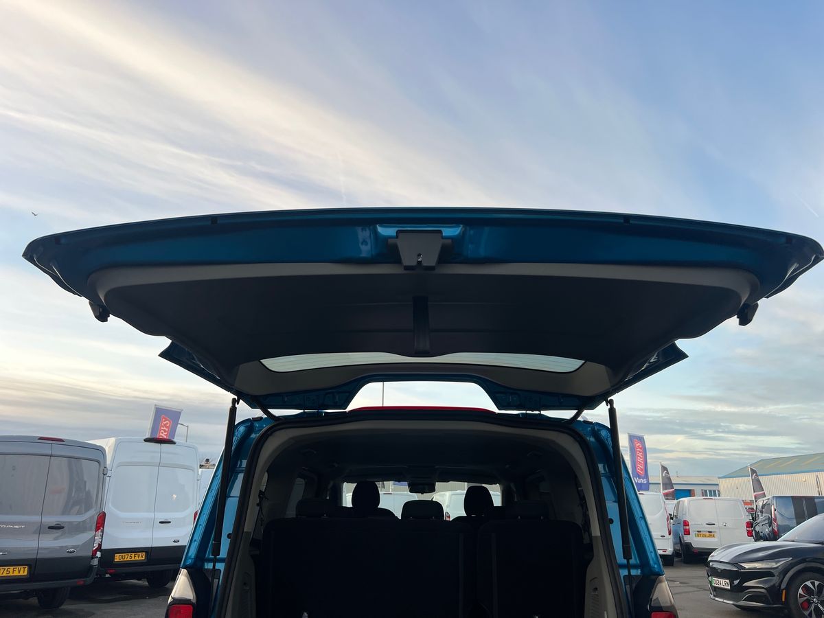 Used Ford Tourneo Custom 2025 for sale - 76706789: Photo 28