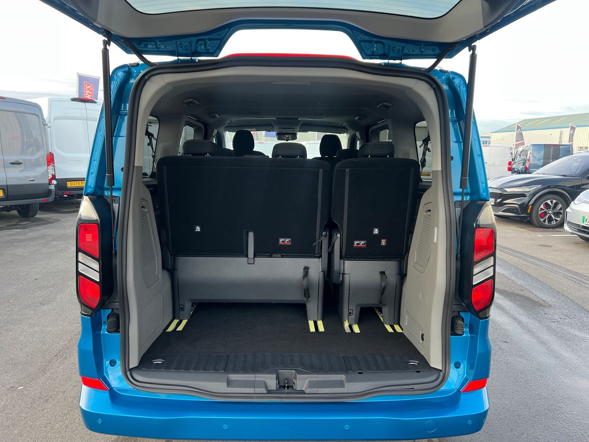 Used Ford Tourneo Custom 2025 for sale - 76706789: Photo 29