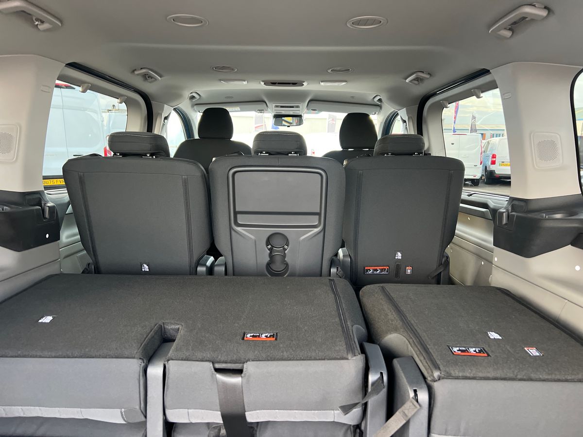 Used Ford Tourneo Custom 2025 for sale - 76706789: Photo 32