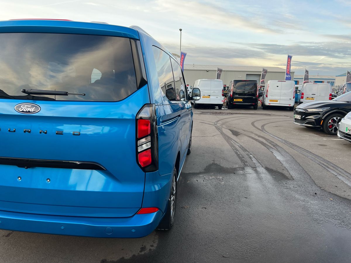 Used Ford Tourneo Custom 2025 for sale - 76706789: Photo 33