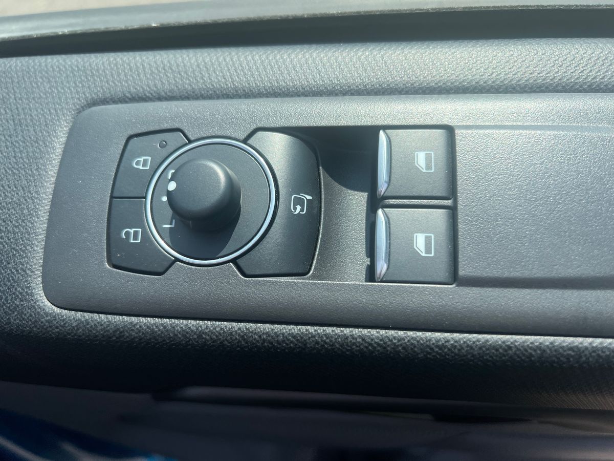 Used Ford Tourneo Custom 2025 for sale - 75787170: Photo 16